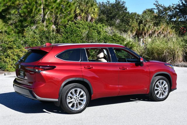 2024 Toyota Highlander Hybrid Limited AWD SUV W/3rd Row Seating - 23094577 - 5