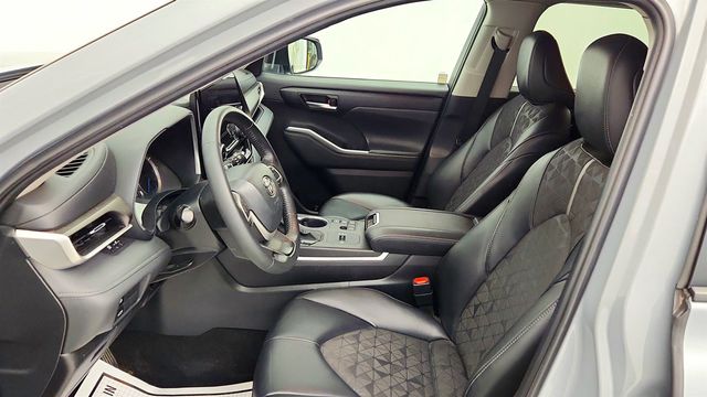 2024 Toyota Highlander Hybrid XLE Nightshade AWD - 23082267 - 17