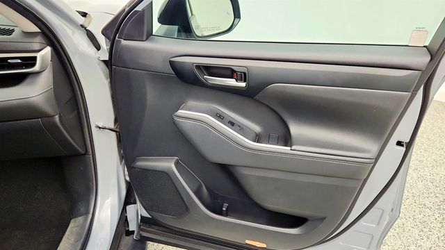 2024 Toyota Highlander Hybrid XLE Nightshade AWD - 23082267 - 22