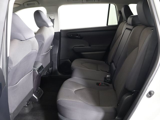 2024 Toyota Highlander LE AWD - 22994551 - 31