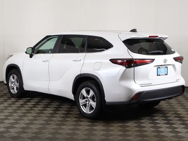2024 Toyota Highlander LE AWD - 22994551 - 7