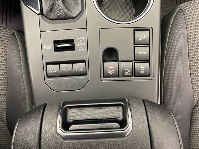 2024 Toyota Highlander LE AWD - 22850771 - 28