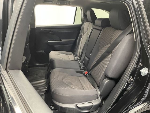 2024 Toyota Highlander LE AWD - 22850771 - 33