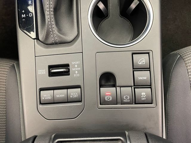 2024 Toyota Highlander LE AWD - 22870261 - 28