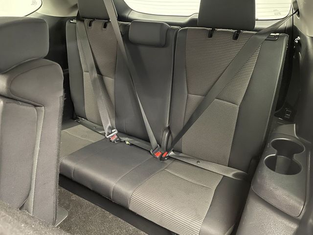 2024 Toyota Highlander LE AWD - 22870261 - 39