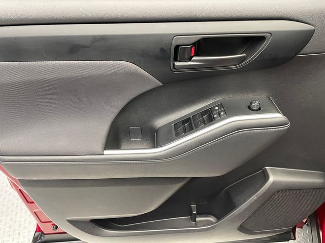 2024 Toyota Highlander LE AWD - 22870261 - 8