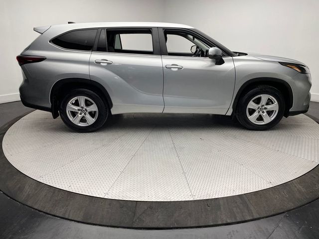 2024 Toyota Highlander LE AWD - 22990109 - 3