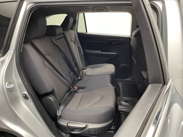 2024 Toyota Highlander LE AWD - 23002659 - 36