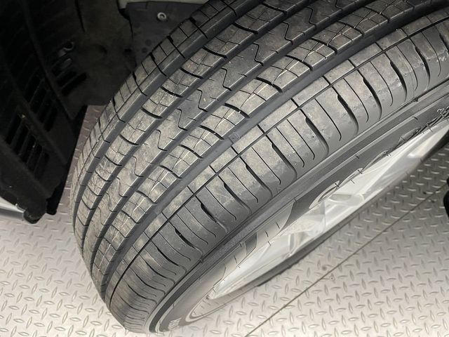 2024 Toyota Highlander LE AWD - 23002659 - 48