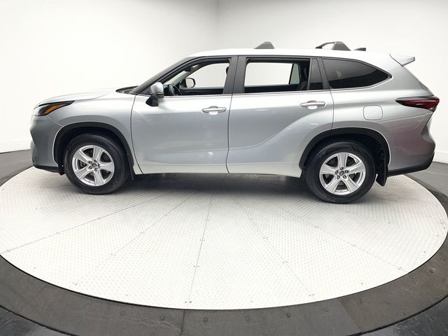 2024 Toyota Highlander LE AWD - 23002659 - 7