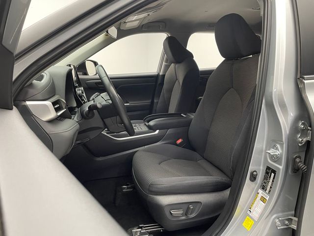 2024 Toyota Highlander LE AWD - 23010316 - 12
