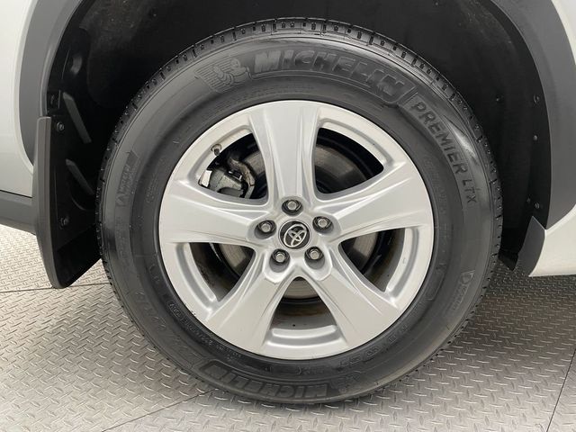 2024 Toyota Highlander LE AWD - 23010316 - 48