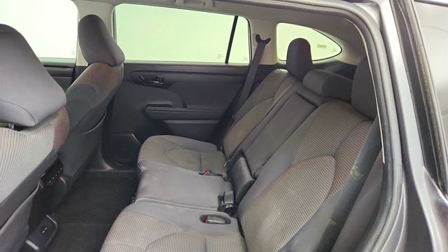 2024 Toyota Highlander LE AWD - 23016267 - 19