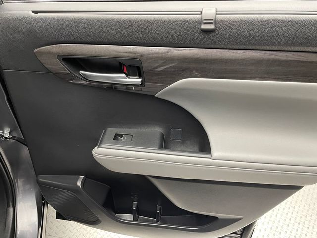2024 Toyota Highlander Limited AWD - 22979766 - 35