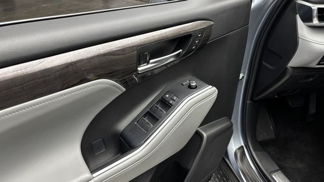 2024 Toyota Highlander Platinum AWD - 23029533 - 11