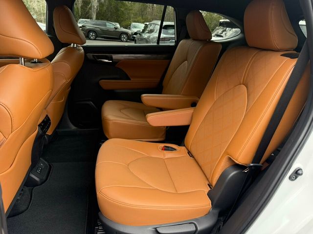 2024 Toyota Highlander Platinum FWD - 22977966 - 7