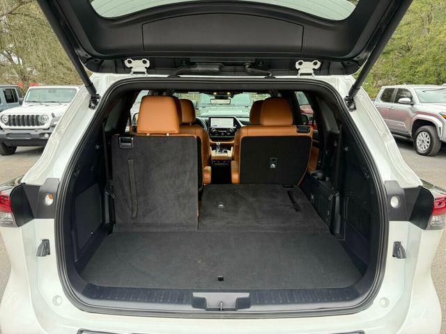 2024 Toyota Highlander Platinum FWD - 22977966 - 8