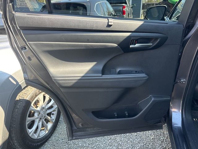 2024 Toyota Highlander XLE - 23000845 - 14