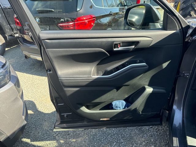 2024 Toyota Highlander XLE - 23000845 - 16