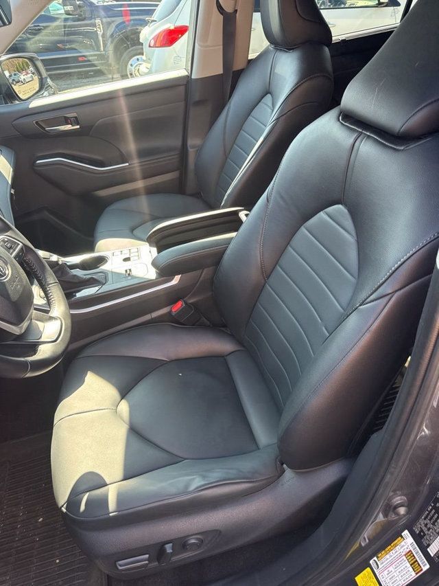 2024 Toyota Highlander XLE - 23000845 - 19