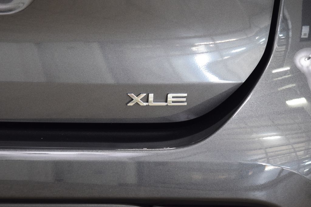 2024 Toyota Highlander XLE - 23000845 - 22