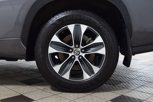 2024 Toyota Highlander XLE - 23000845 - 27