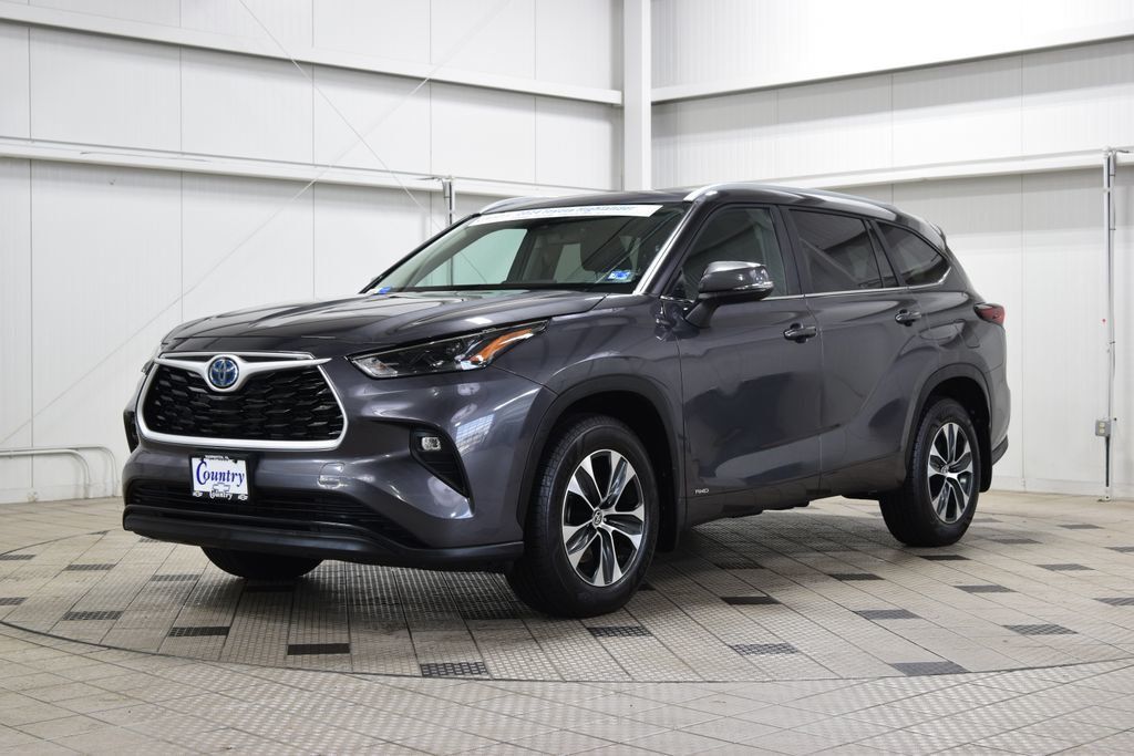 2024 Toyota Highlander XLE - 23000845 - 2