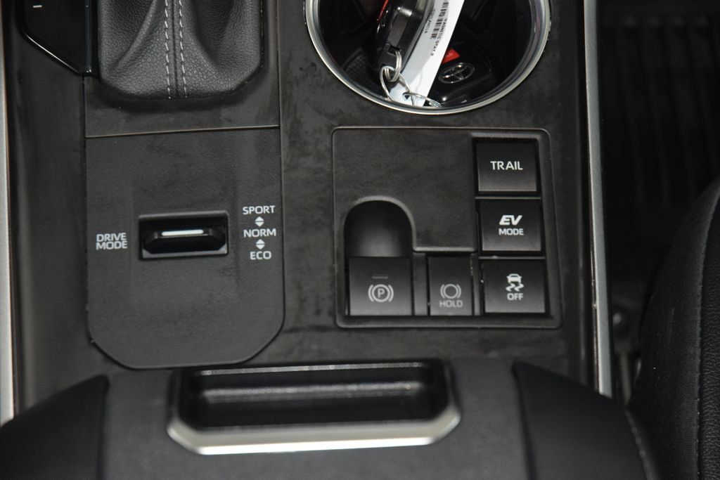 2024 Toyota Highlander XLE - 23000845 - 33
