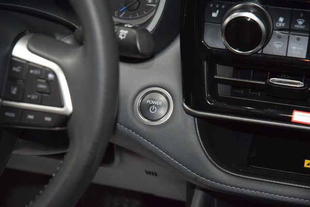 2024 Toyota Highlander XLE - 23000845 - 34