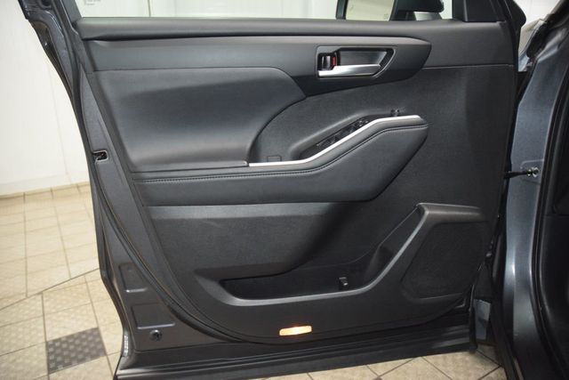 2024 Toyota Highlander XLE - 23000845 - 44