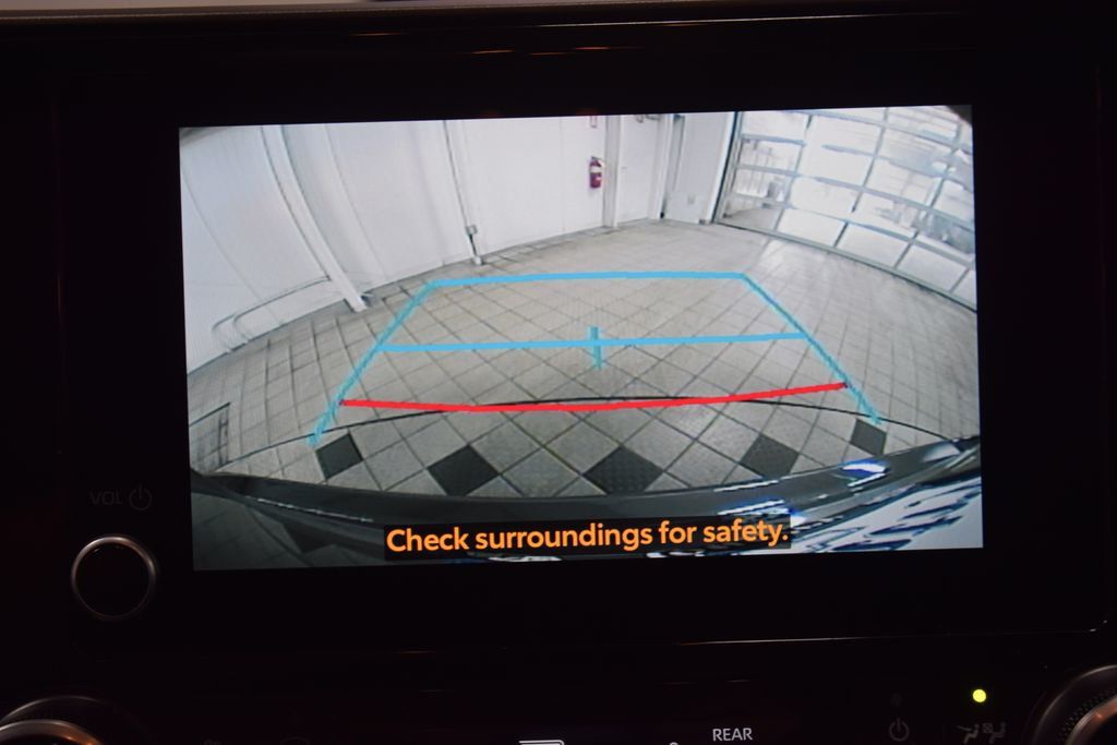 2024 Toyota Highlander XLE - 23000845 - 48