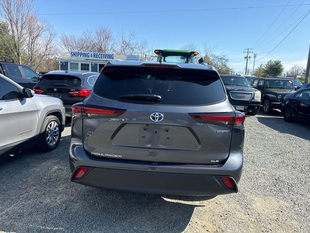 2024 Toyota Highlander XLE - 23000845 - 4