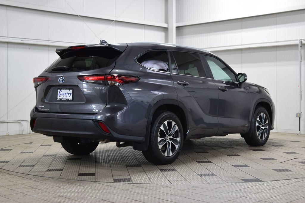 2024 Toyota Highlander XLE - 23000845 - 7