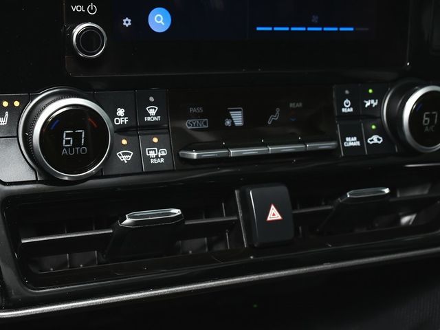 2024 Toyota Highlander XLE - 22970128 - 26