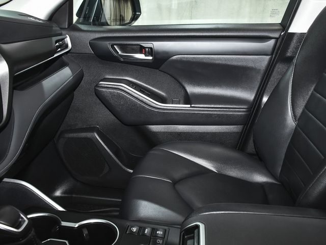 2024 Toyota Highlander XLE - 22970128 - 40