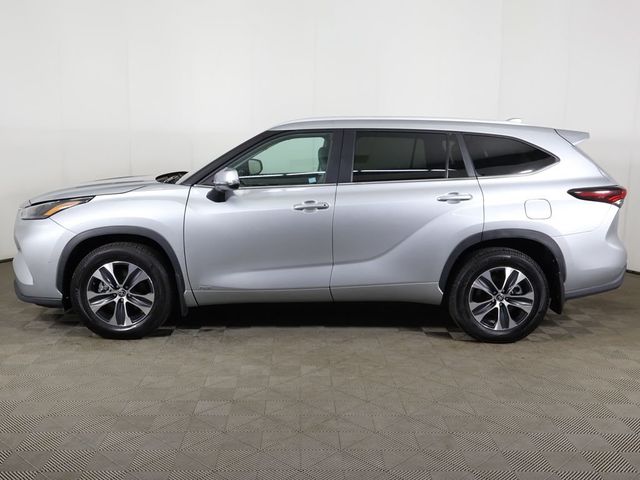 2024 Toyota Highlander XLE - 23017685 - 17