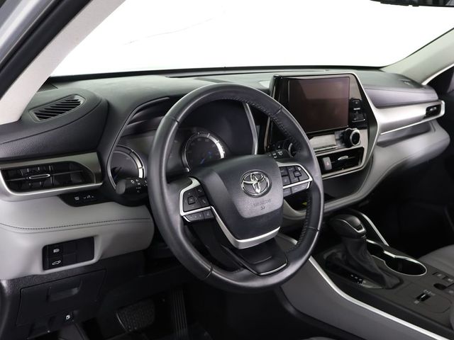 2024 Toyota Highlander XLE - 23017685 - 28
