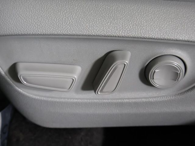 2024 Toyota Highlander XLE - 23017685 - 34