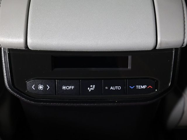 2024 Toyota Highlander XLE - 23017685 - 55