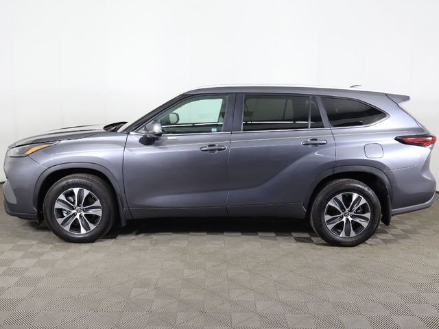 2024 Toyota Highlander XLE AWD - 23030562 - 17
