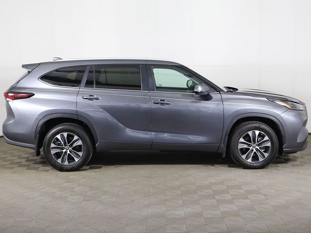 2024 Toyota Highlander XLE AWD - 23030562 - 18