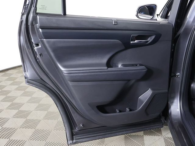 2024 Toyota Highlander XLE AWD - 23030562 - 26