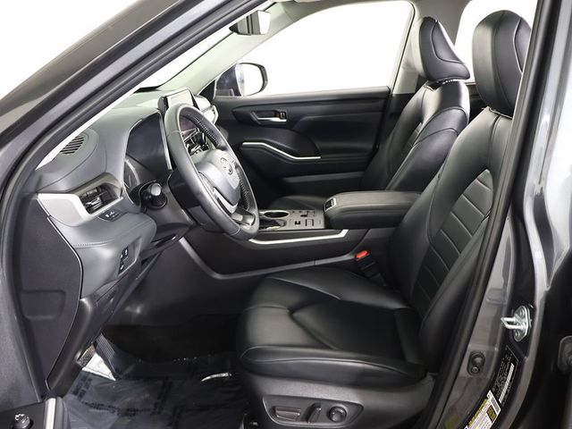2024 Toyota Highlander XLE AWD - 23030562 - 32