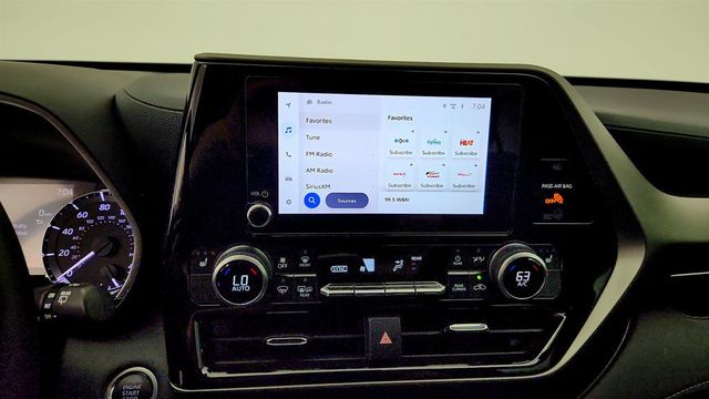 2024 Toyota Highlander XLE AWD - 23065208 - 17