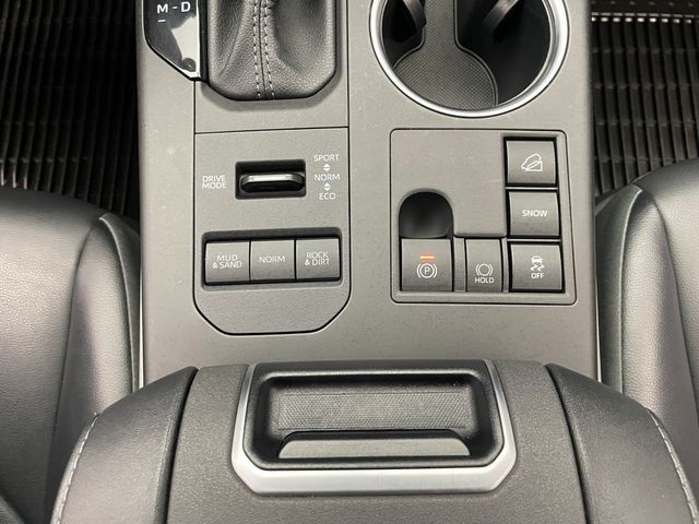2024 Toyota Highlander XLE AWD - 22954587 - 28