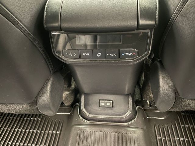 2024 Toyota Highlander XLE AWD - 22954587 - 38