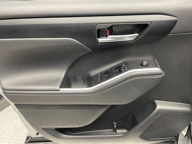 2024 Toyota Highlander XLE AWD - 22954587 - 8