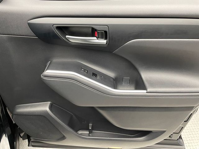 2024 Toyota Highlander XLE AWD - 22983543 - 14