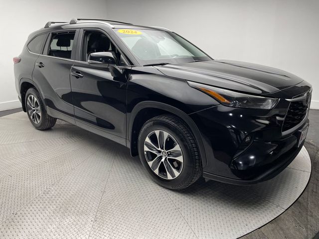 2024 Toyota Highlander XLE AWD - 22983543 - 2