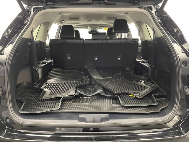 2024 Toyota Highlander XLE AWD - 22983543 - 42